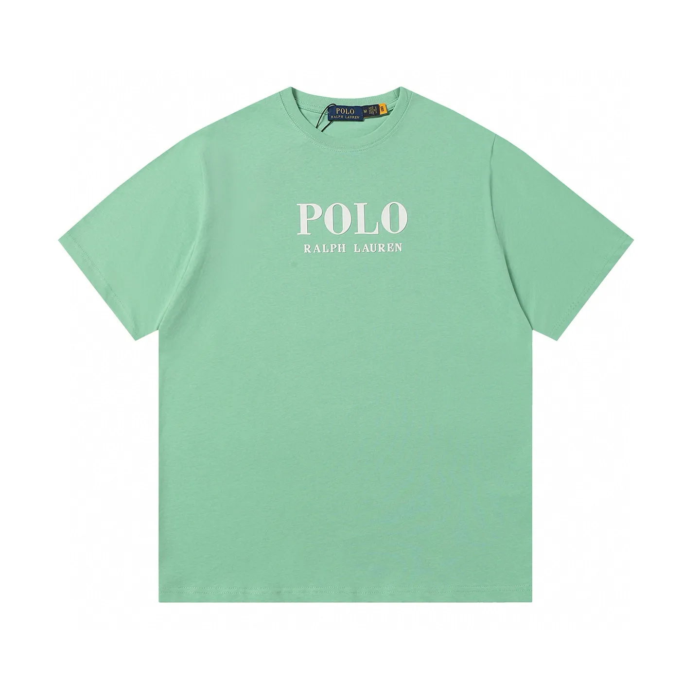 P126 Style number: 508 Ralph Lauren/Ralph Lauren 25ss new summer 3D silicone Polo embossed round neck T-shirt. The main logo on the neck has a QR code mark, which can be scanned for verification. It uses 3D silicone three-dimensional English letter logo embossing to distinguish low-low products on the market. 32 counts, 240g hydrophilic toner, 100% cotton fabric, comfortable and soft, highly breathable, focusing on high-end cost-effectiveness, needless to say good quality. Available in a variety of colors, both boys and girls can try this genderless style, giving them a yuppie tone in no time. Immerse yourself in your leisurely style, and have your own style in retro. Natural, vivid and very French romantic feelings, perfectly integrating youthful atmosphere and trend. Color: off-white, navy blue, dark green, light green Size: S-xL S Shoulder width 44 Bust 104 Sleeve length 23 Clothing length 72 M Shoulder width 45 Bust 108 Sleeve length 24 Clothing length 74 L Shoulder width 46 Bust 112 Sleeve length 25 Clothing length 76 xL Shoulder width 47 Bust 116 Sleeve length 26 Clothing length 78